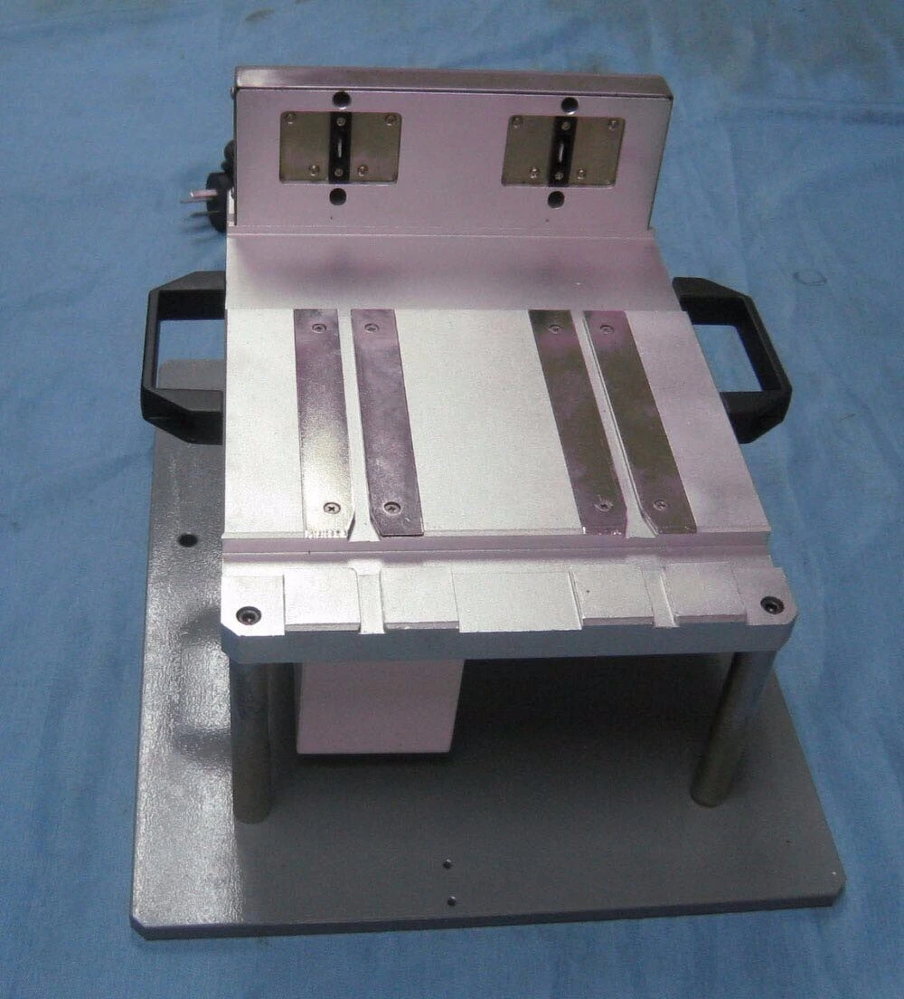 FEEDER SET STAND