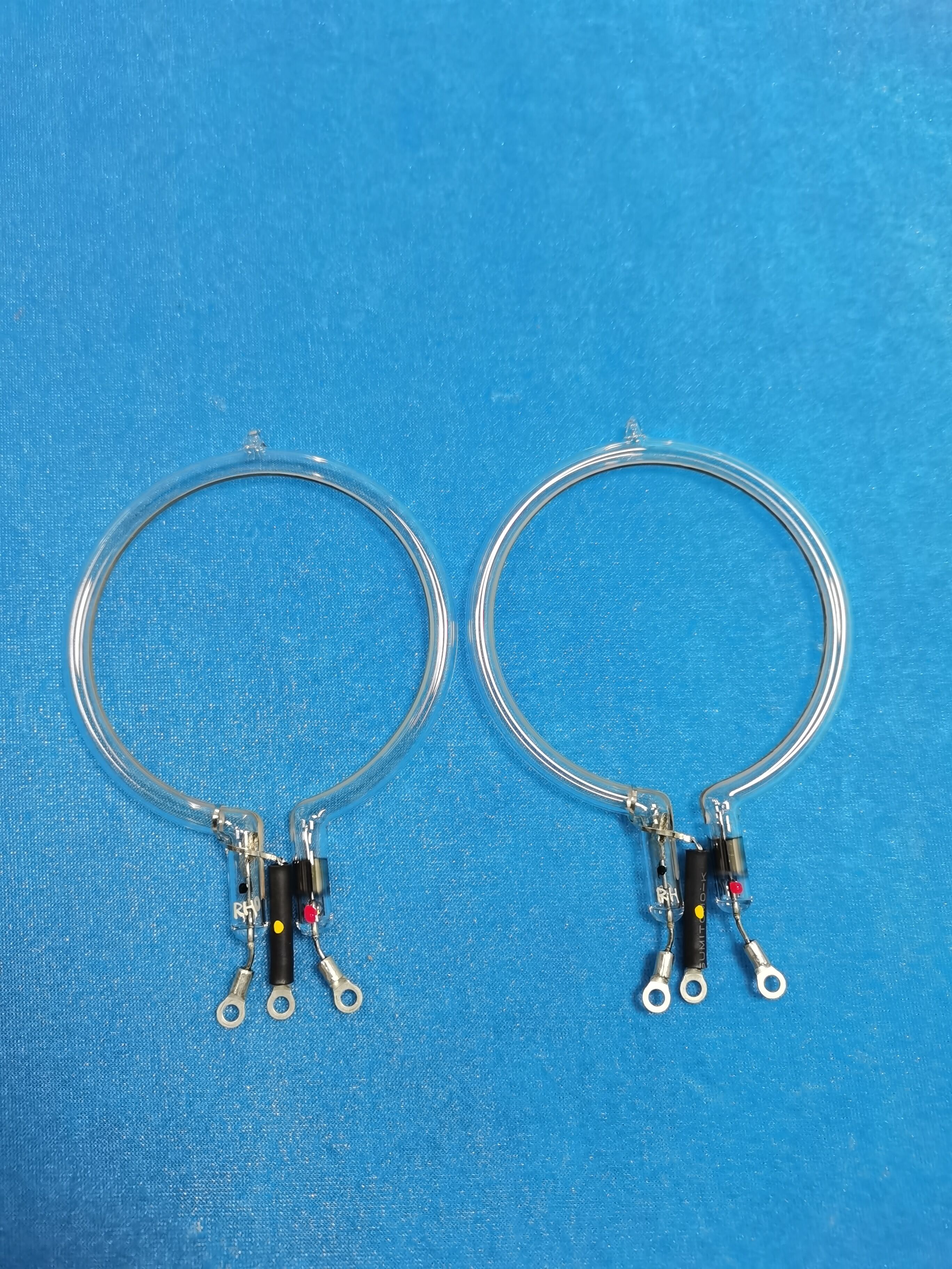 DEEM539 Discharge lamp.jpg