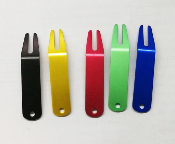 Anodized aluminum blank golf divot tool plain color bent metal pitch fork for custom laser engrave logo pitch repair